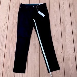 ✨NWT✨ black Chico’s pants size 00 short